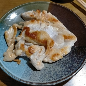 鶏もも肉で「山賊焼き」